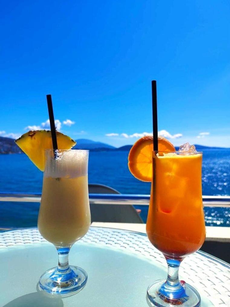 Blue Lagoon Sea View Sarandë